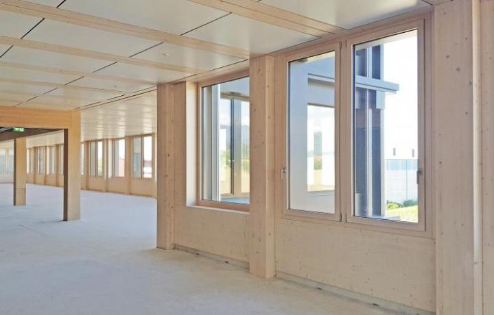 Holz-Beton-Verbundbauweise in Risch-Rotkreuz by Burkard Meyer Architekten Schweiz - mit DELTABEAM Frames von Peikko